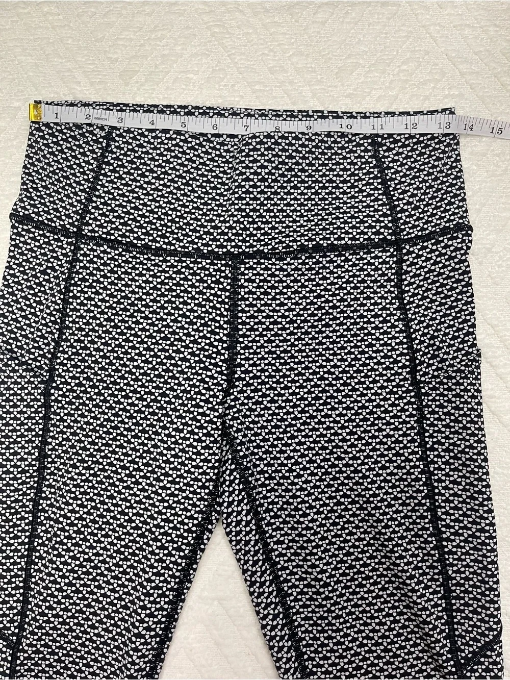 lululemon Fast & Free 7/8 Tight Black & White High-Rise Leggings Size 8